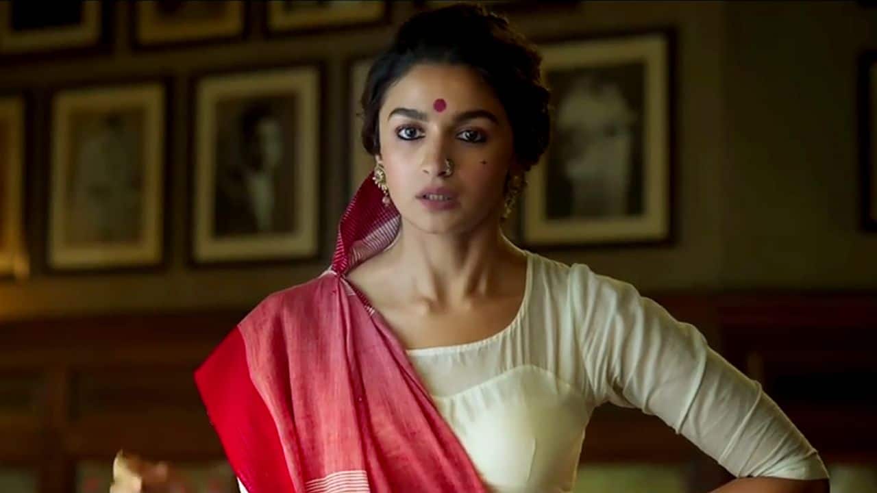 Gangubai Kathiawadi Trailer Heres How Alia Bhatt Transformed Herself Into The Famous Sex 