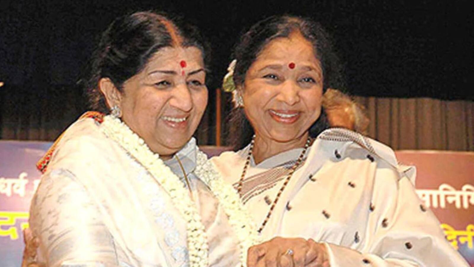 Lata Mangeshkar health update: Asha Bhosle meets sister and her doctor ...