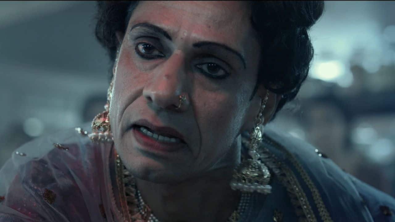 Vijay Raaz से पहले Akshay Kumar-Ashutosh Rana समेत ये 11 एक्टर्स भी निभा चुके हैं ट्रांसजेंडर का किरदार