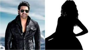 Prabhas की Raja Deluxe में बोल्डनेस का तड़का लगाएगी ये हसीना!! जानें नाम