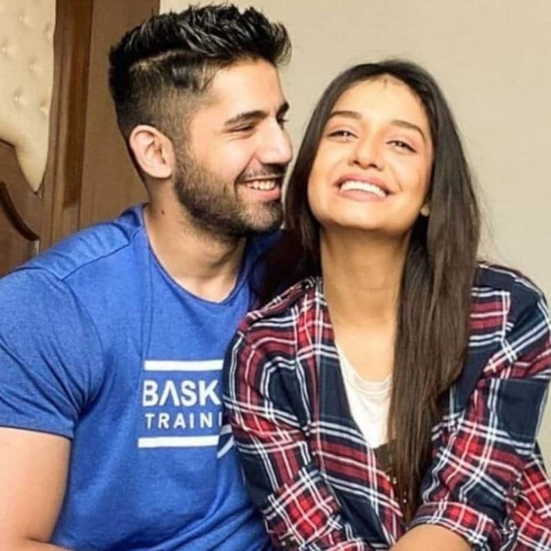 Divya Agarwal - Varun Sood get trolled after their recent tweets on their split; fans say, 'Stop making family drama here' - read tweets