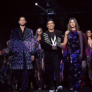 Lakme Fashion Week 2022: Siddhant Chaturvedi and Shanaya Kapoor look blazing hot as they turn showstoppers for Manish Malhotra [VIEW PICS]