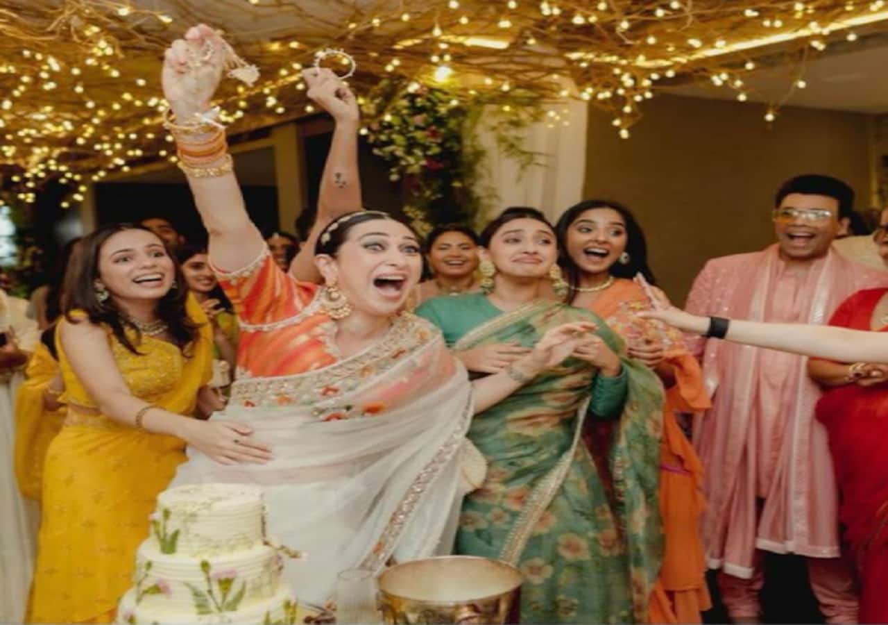 Karisma Kapoor next in line to get married after Ranbir Kapoor and Alia  Bhatt? Actress drops MAJOR hint [VIEW PIC], image size:1280x900