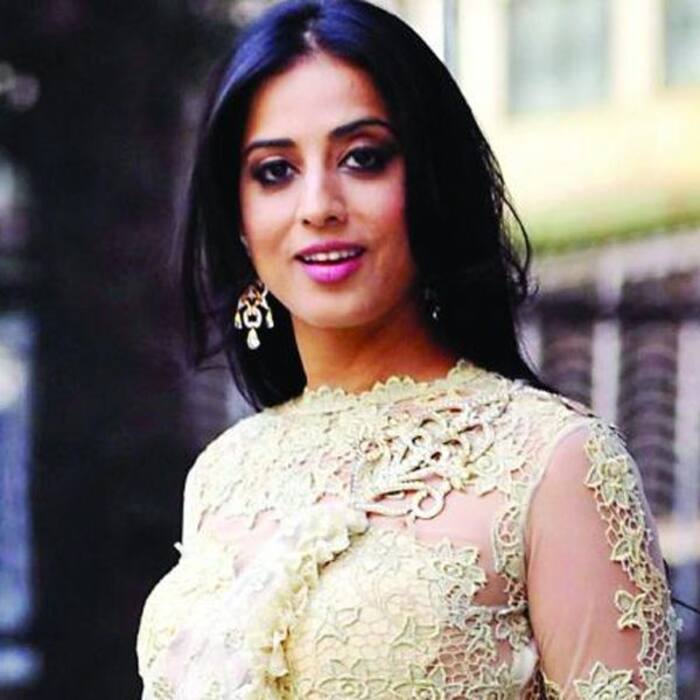 माही गिल (Mahie Gill)