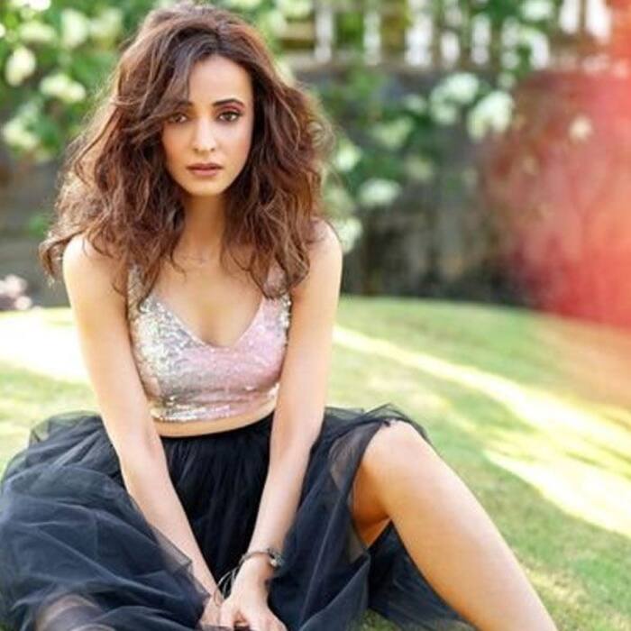 सनाया ईरानी (Sanaya Irani)