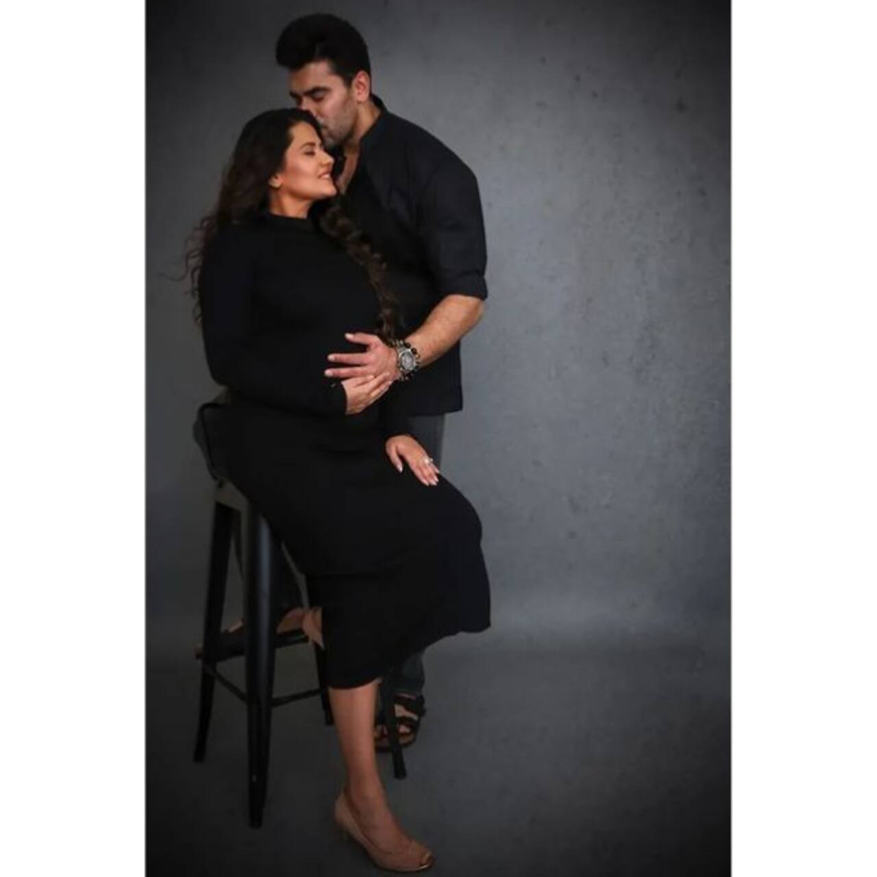 Kratika Sengar's maternity photoshoot