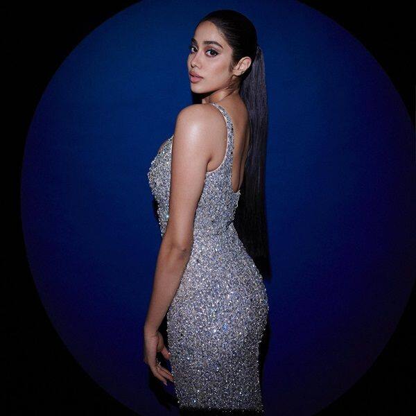 Janhvi Kapoor gets trolled for wearing a sequined dress
