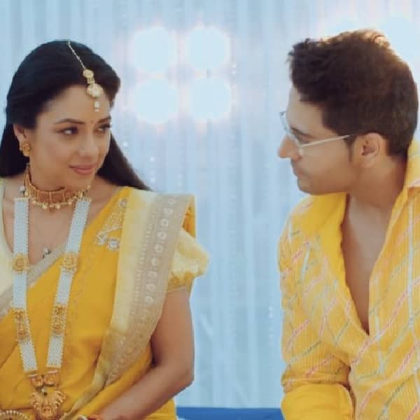 Anupamaa: Anu and Anuj's chemistry during Haldi ceremony sets the internet on fire