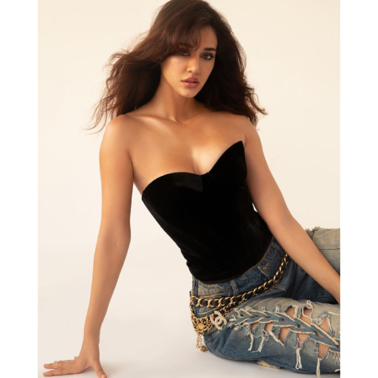 Disha Patani S Latest Pictures In A Sultry Black Corset Top Will Leave You Drooling [view Here]