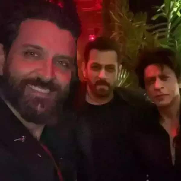 Hrithik Roshan, Salman Khan and Shah Rukh Khan's selfie