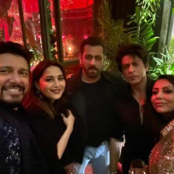 Shah Rukh Khan Salman Khan Madhuri Dixits Selfie From Karan Johars Bash Goes Viral