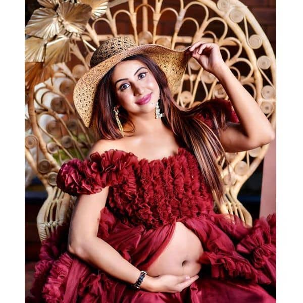 Sanjjana Galrani is expecting her first child