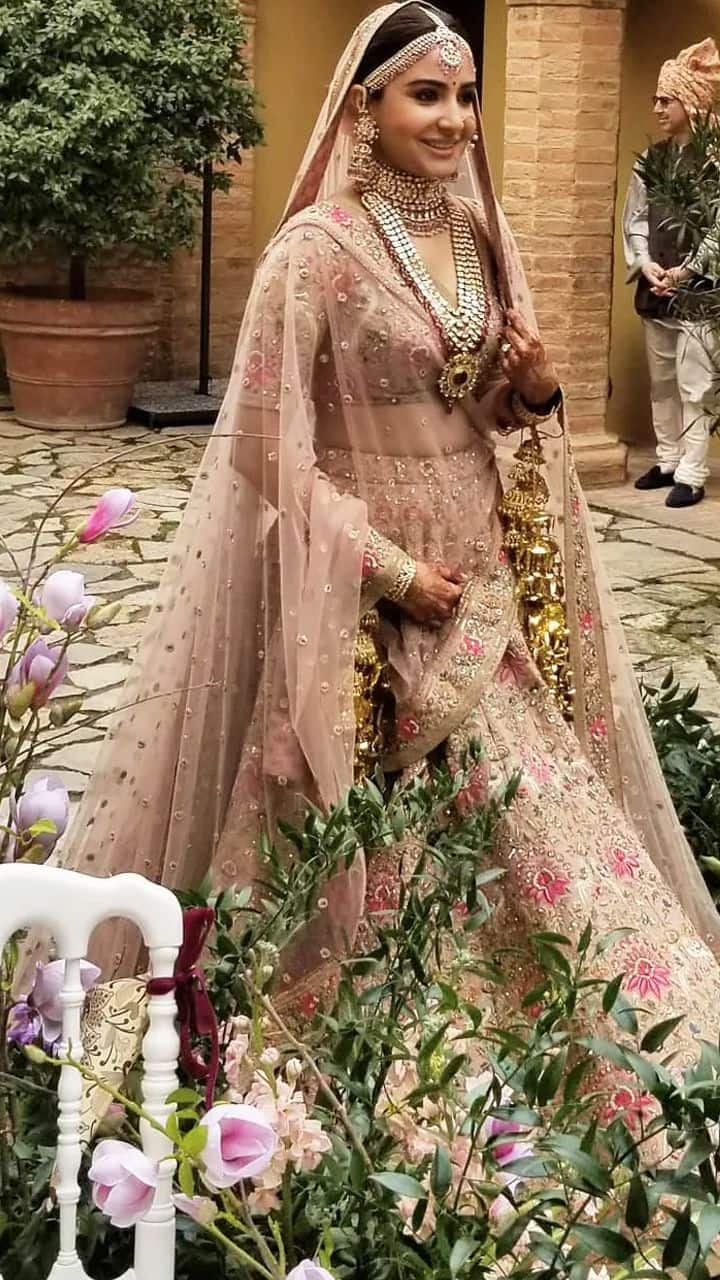 Buy Anushka Sharma Fame Bollywood Designer Printed Art Silk Lehenga Choli  for Women With Embroidery Work Wedding Wear Bridal Lengha Choli Online in  India - Etsy