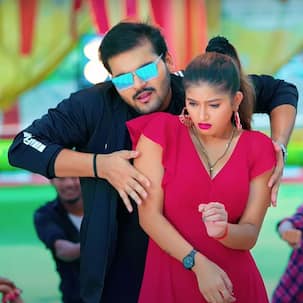 Lela Ye Jharela Umbrella: कोमल सिंह के साथ अरविंद अकेला कल्लू का रोमांटिक सॉन्ग हुआ वायरल, देखें वीडियो