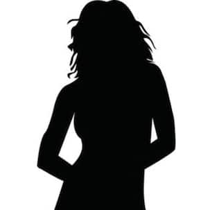 Bollywood bombshell is pregnant with first child; hiding it due to medical complications