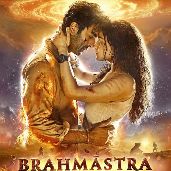 Brahmastra trailer Alia Bhatt-Ranbir Kapoors passionate kiss VFX Shah  Rukh Khans glimpse and more EPIC moments