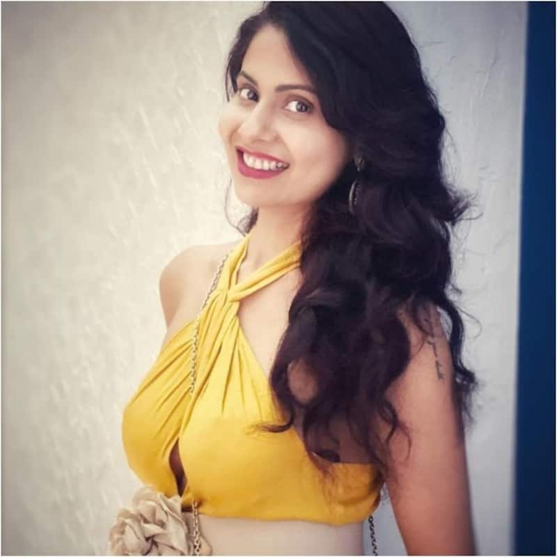 Chhavi Mittal claps back at netizen who trolls her for seeking sympathy; says, 'The courage you have shown to troll a cancer fighter is....'