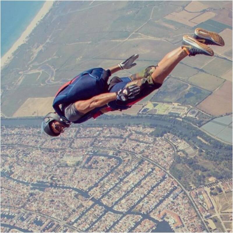 Farhan Akhtar goes skydiving in Spain; fans ask, ‘Making Zindagi Na Milegi Dobara 2?’