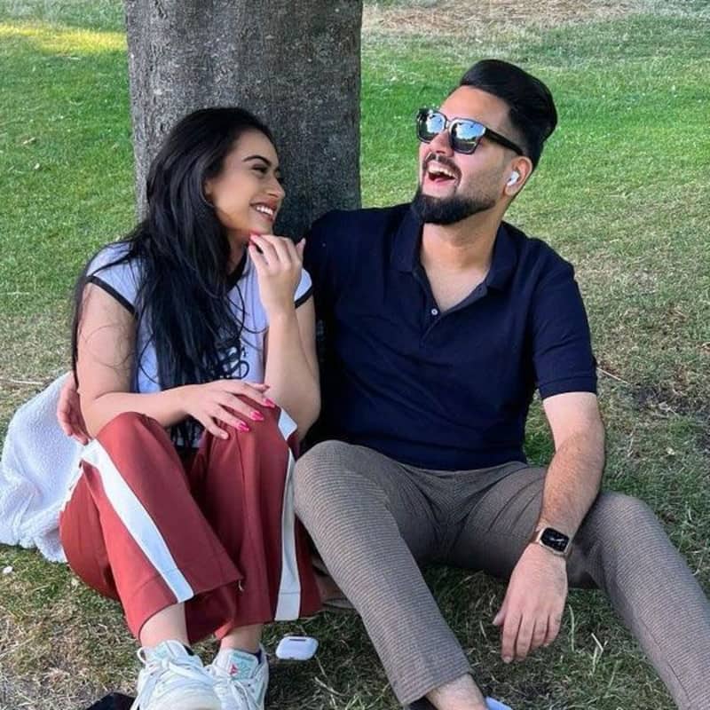 Nysa Devgn enjoys London summers with cousin-filmmaker Daanish Gandhi; their candid picture will remind you of your sibling
