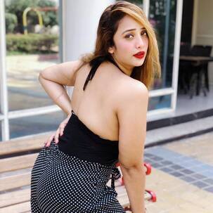 'आंटी' कहने पर भड़कीं Rani Chatterjee, ट्रोल्स की उधेड़ी बखिया