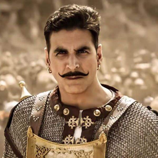 Akshay Kumar trolled for bunking history class and asked to revisit the history books