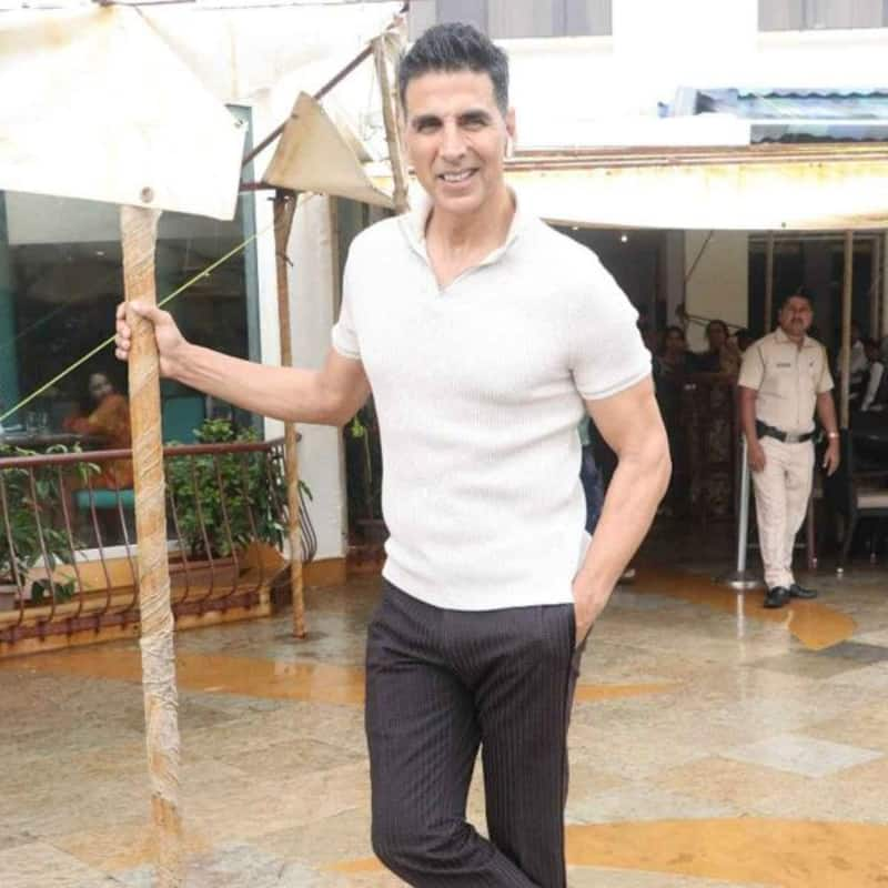 Akshay Kumar set to sign next movie with Karan Johar; to be based on real-life lawyer C Sankaran [Plot Deets Inside]