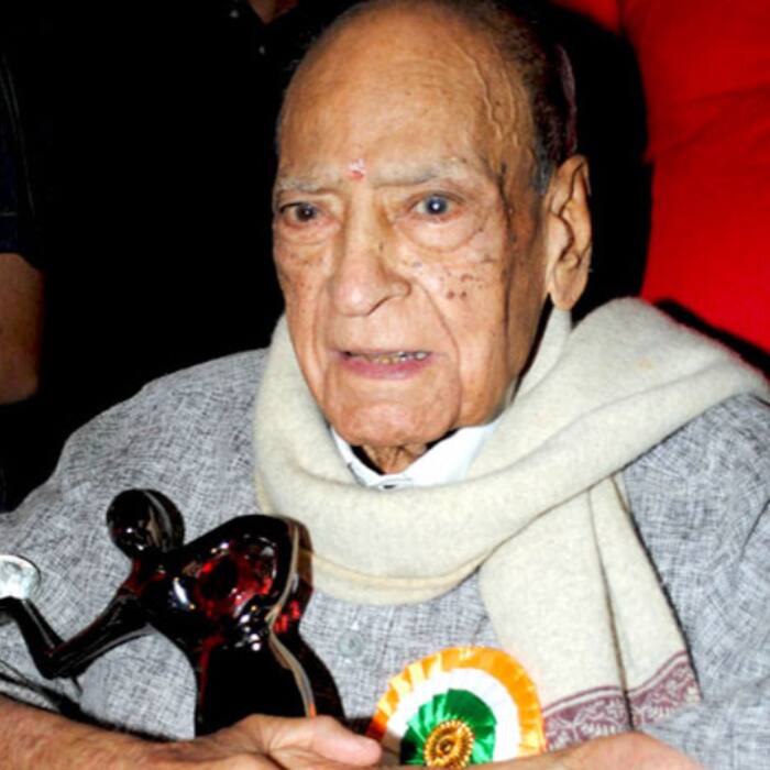 AK Hangal