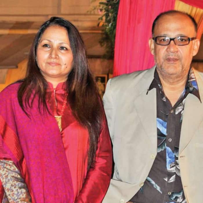 1987 में हुई थी आलोक की शादी