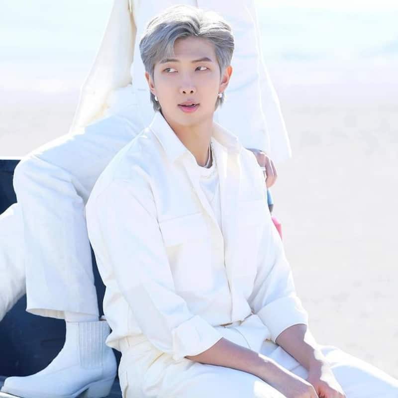 BTS’ RM enjoys a trip to a museum with a fangirl