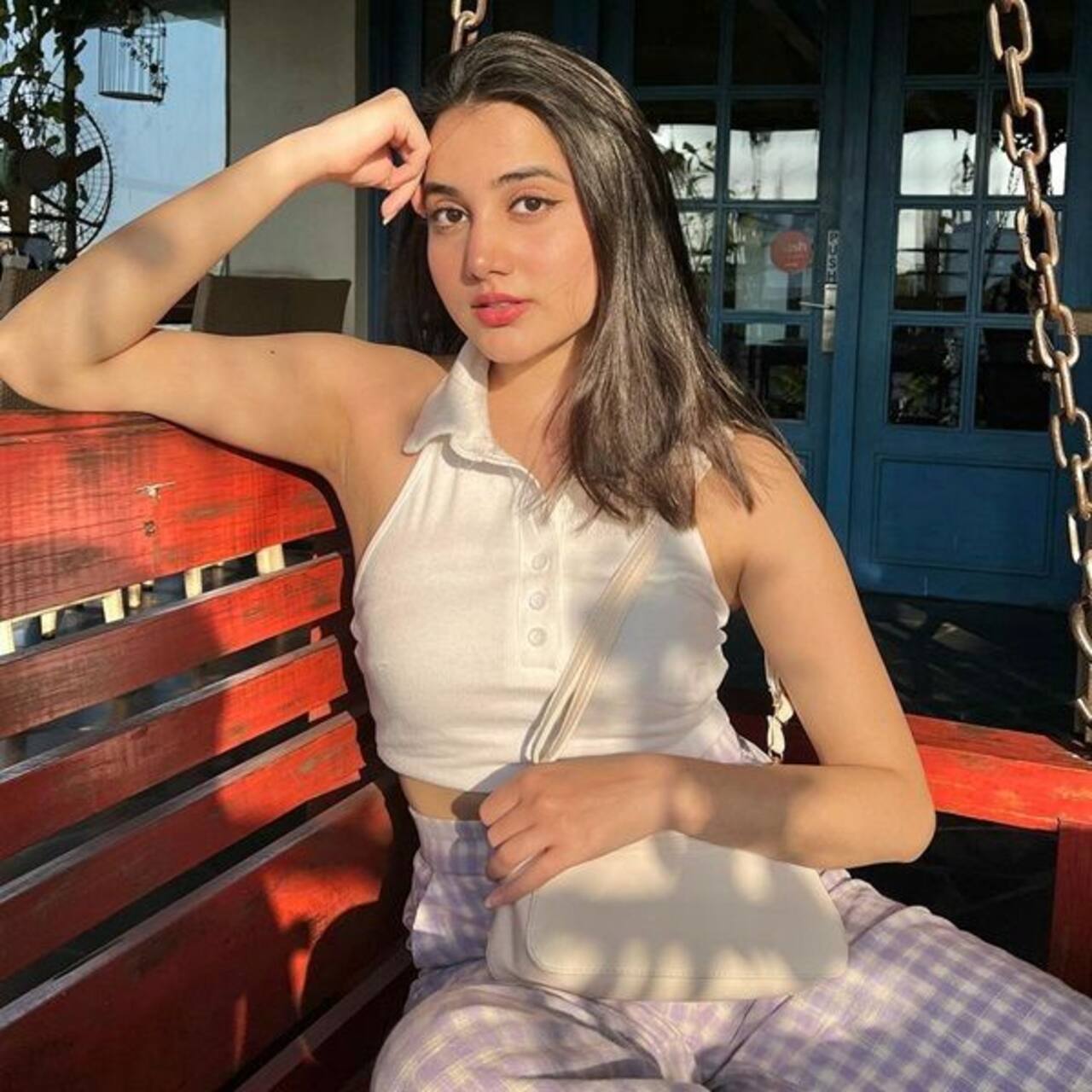 Meet Urfi Javed's younger sister Asfi Javed, who is bold and beautiful