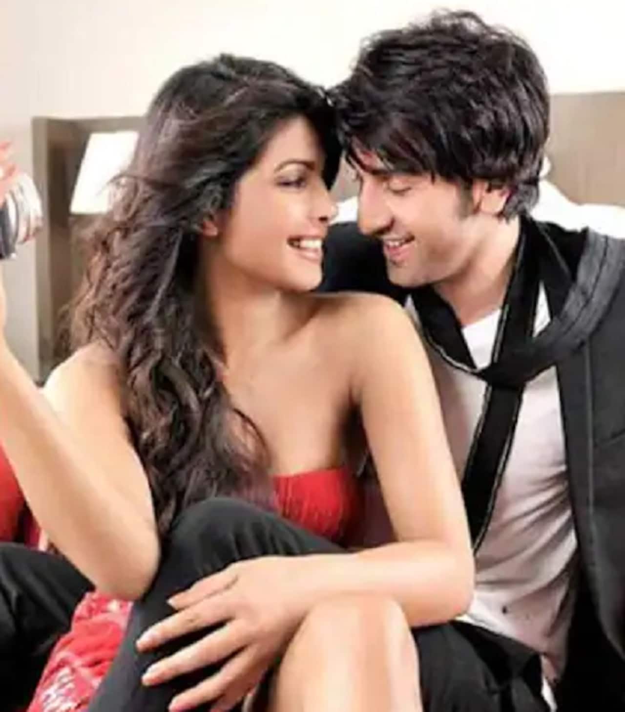 Ranbir Kapoor and Priyanka Chopra are cute and sexy together