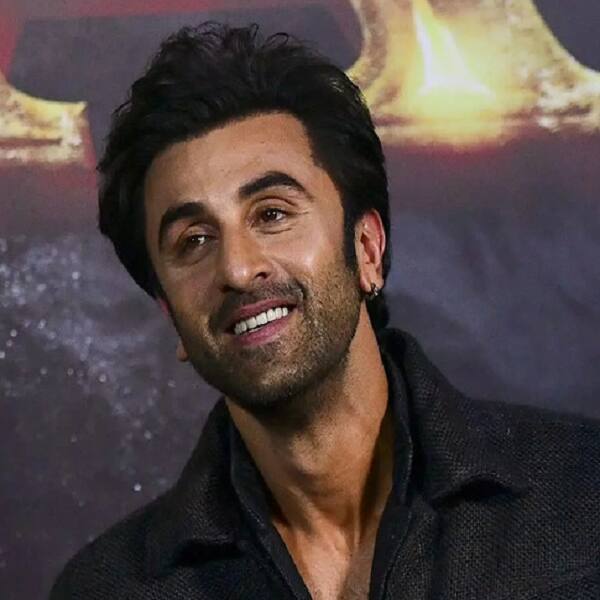 Excited father to be Ranbir.Kapoor calls paparazzi 'chacha' and 'mama'