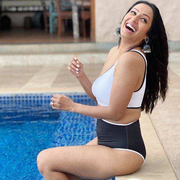 TV beauties who are rocking swimsuits after crossing 40s: Kashmera Shah 