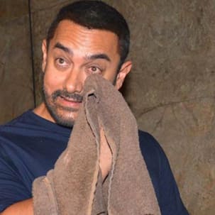 Laal Singh Chaddha actor Aamir Khan breaks down as he recalls not having money for school fee due to his family debts
