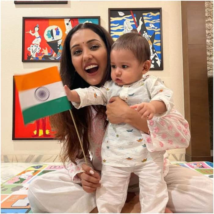 एक साल का है नीति मोहन का बेटा आर्यवीर