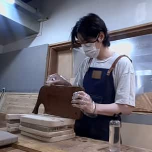 BTS Vlog: SUGA aka Min Yoongi’s wood carving reaffirms his ideal ‘husband material’ tag, ARMY says, ‘Pronoun of Marriage’ [Read Tweets]