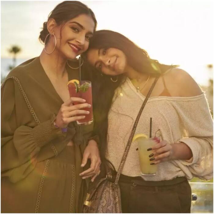 सोनम कपूर और रिया कपूर (Sonam Kapoor-Rhea)