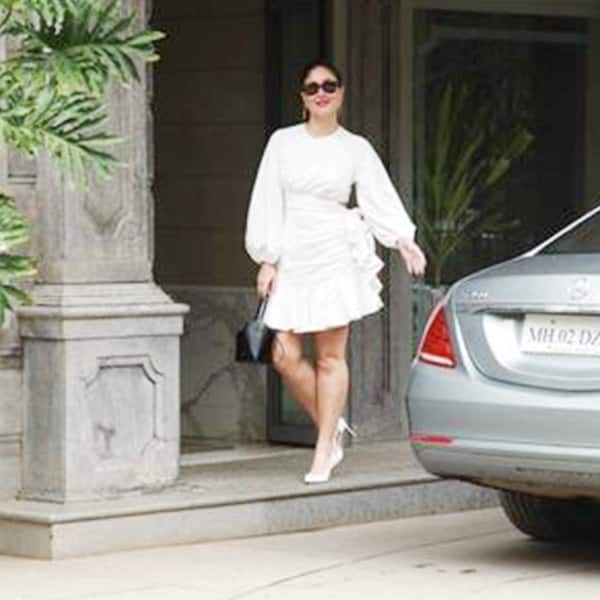 Kareena Kapoor birthday party: Bebo stuns in white