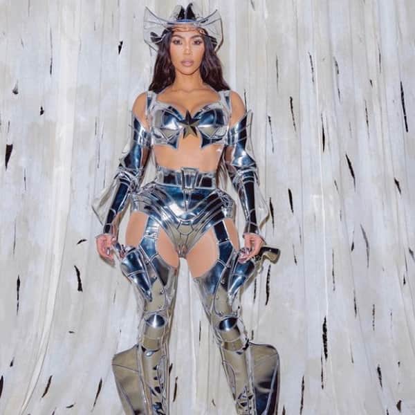 Kim Kardashian bling bikini – futuristic vibe