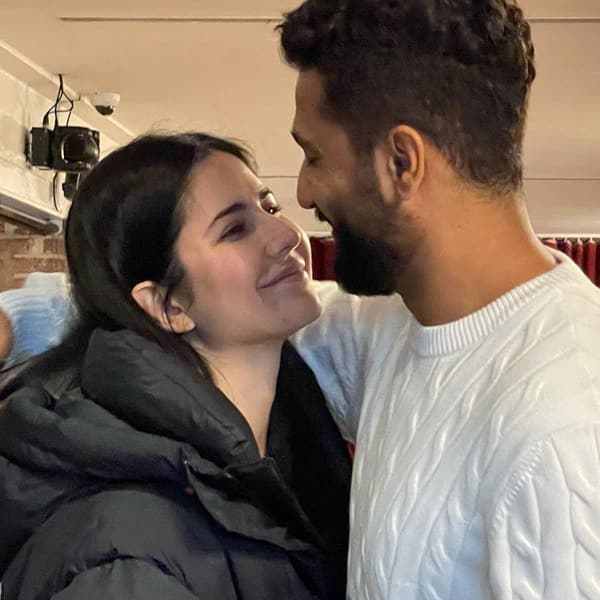 Katrina Kaif and Vicky Kaushal just cannot let their eyes off each other