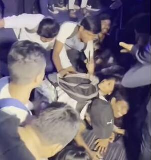 रणबीर कपूर को देख बेकाबू हुए फैन्स में मच गई भगदड़, बच्चों को गिरता देख 'ब्रह्मास्त्र' एक्टर ने यूं की मदद