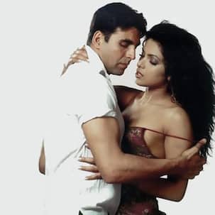 Akshay Kumar and Priyanka Chopra scorch the screen in song from film Barsaat released after 17 years [Watch Videos]