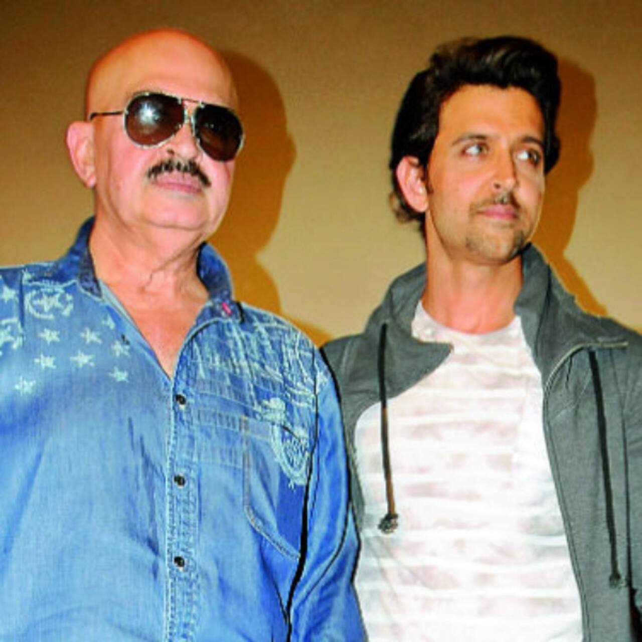 Rakesh Roshan Birthday दोस्तों के सामने ऋतिक की पिटाई कर चुके हैं राकेश रोशन बेटे के साथ है 5368