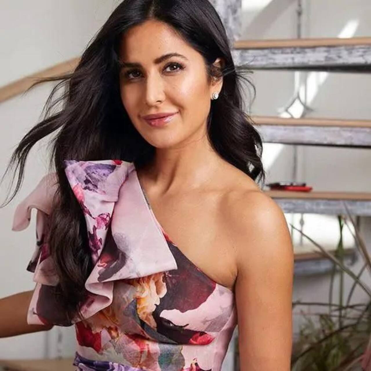 here-s-how-much-shah-rukh-khan-katrina-kaif-and-more-top-bollywood