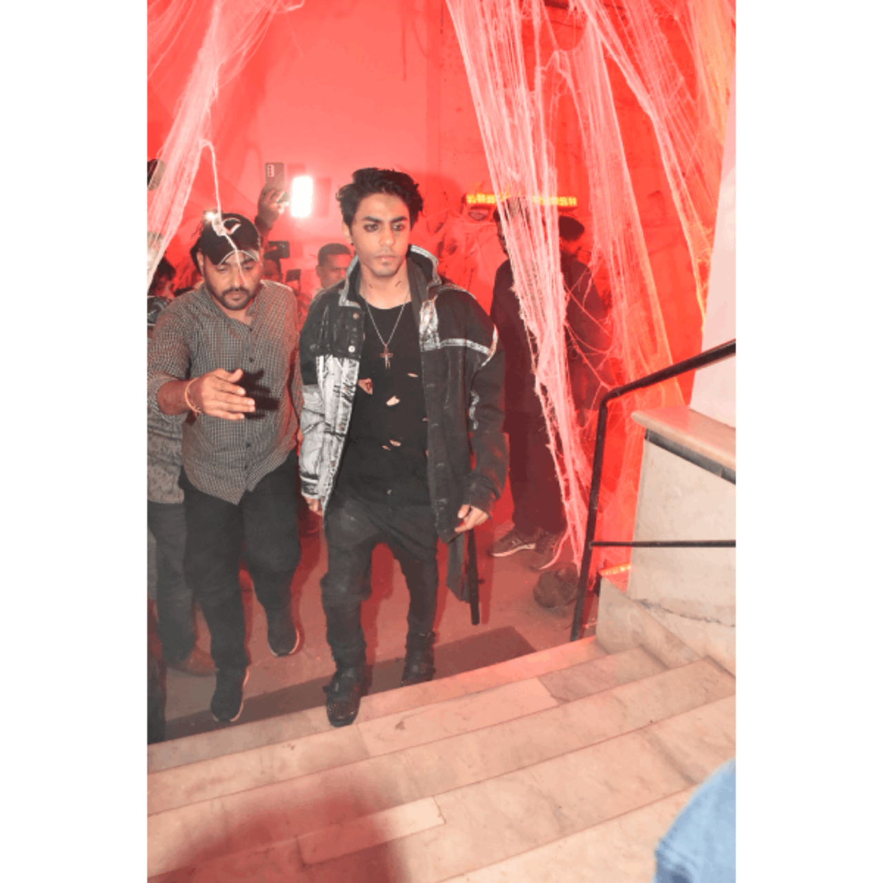 Orhan Awatramani Halloween Party Aryan Khan Goes Kohl ed Navya Naveli iit-bombay-student-death-student-bodies-take-out-candlelight-march-in