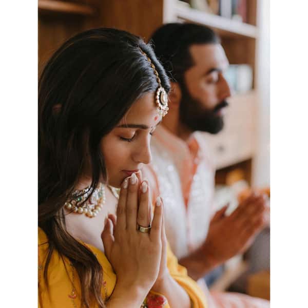 Alia Bhatt-Ranbir Kapoor baby shower: The couple pray for the kid