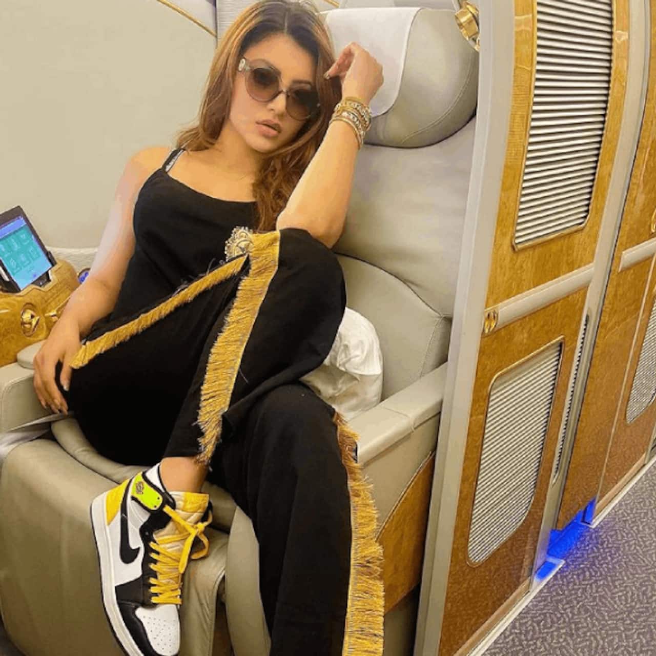 T20 World Cup: Urvashi Rautela-Rishabh Pant's ex-relationship once again gains footage as she reaches Australia; Twitter erupts with hilarious memes [VIEW TWEETS]