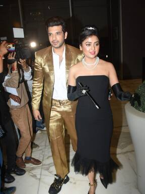 तेजस्वी प्रकाश -करण कुंद्रा का हैलोवीन लुक है बेहद प्यारा