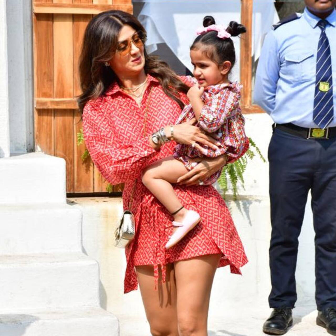 Shilpa Shetty looks extremely elated in this picture