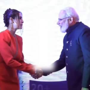 मलाइका अरोड़ा ने प्रधानमंत्री के हमशक्ल से की मुलाकात, लोग बोले- 'मोदी जी आप किस लाइन में आ गए'